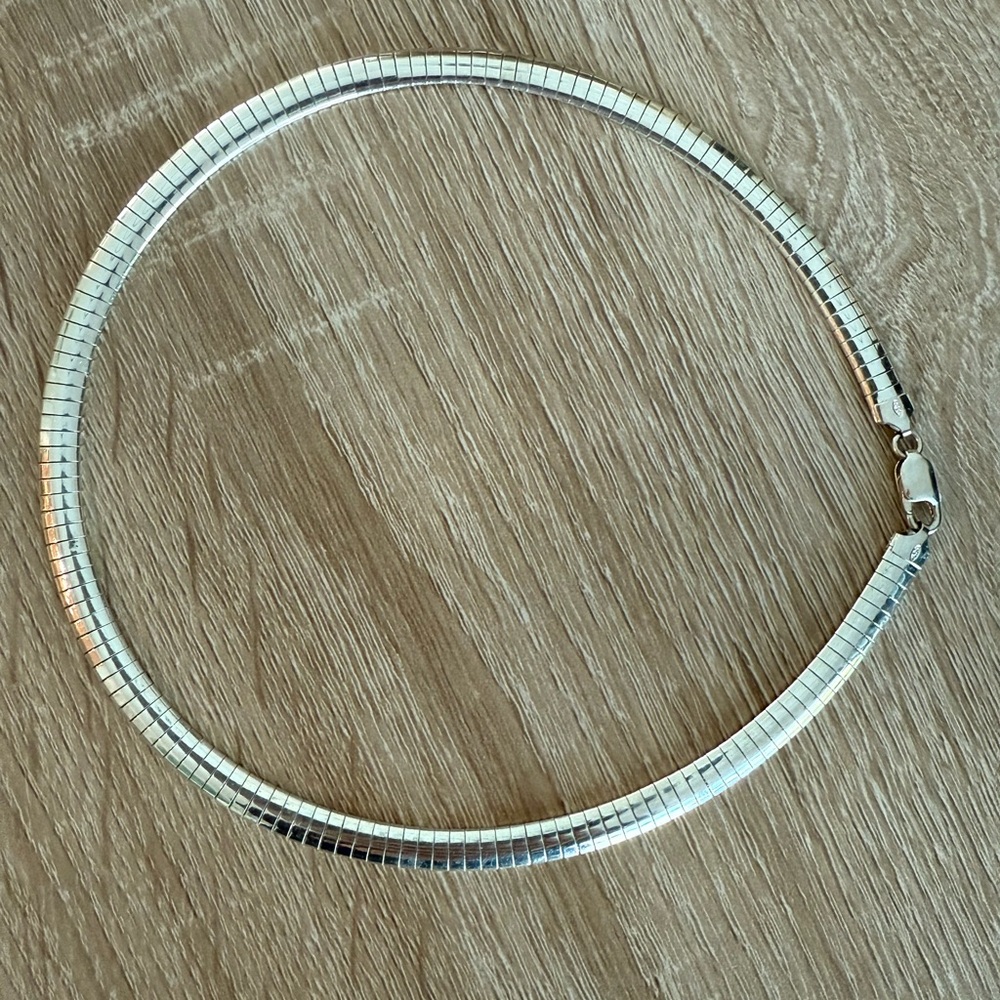 Omega 18 in. 7mm Elegant Italian Silver Necklace